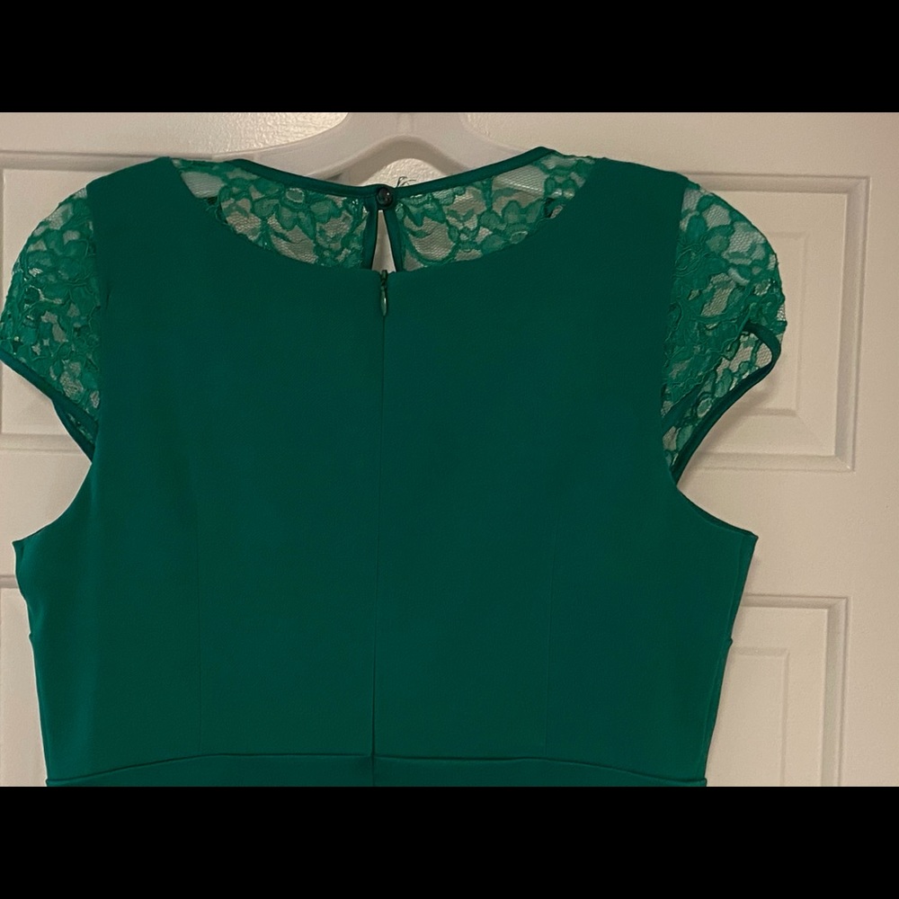 Dress - Picture 5 of 5